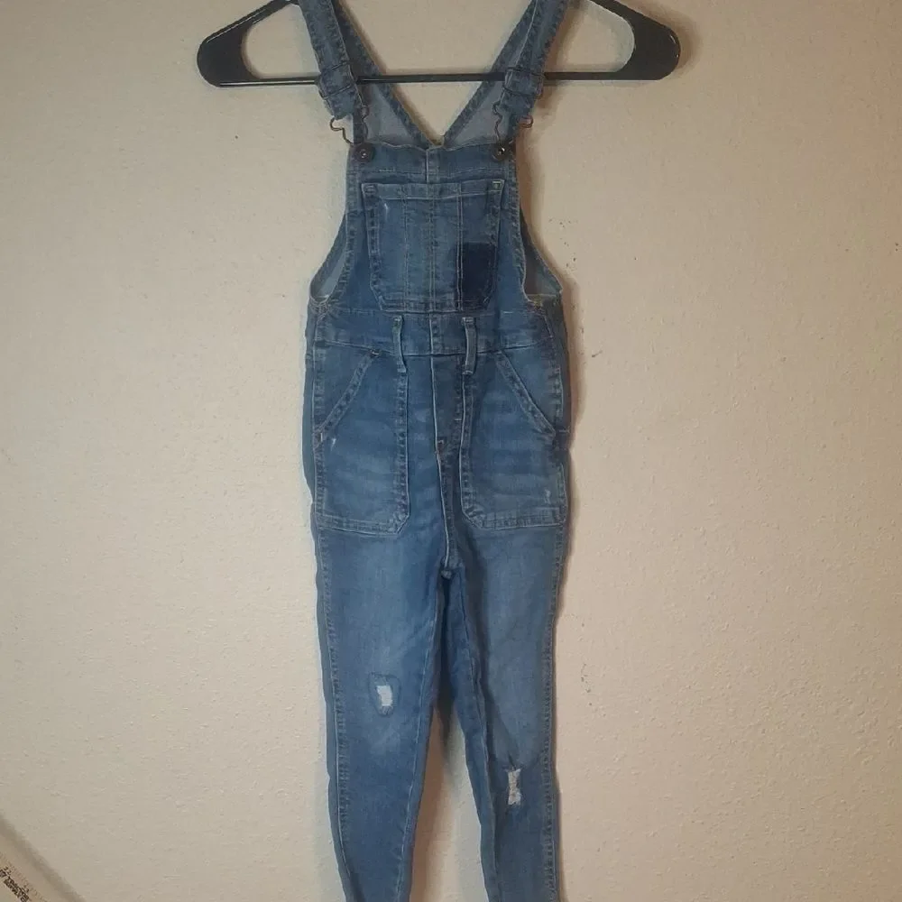 OshKosh B'gosh Kids Denim Overalls size 5